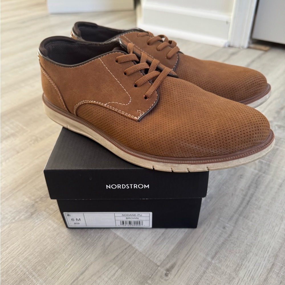 Nordstrom Men's Tan Oxfords